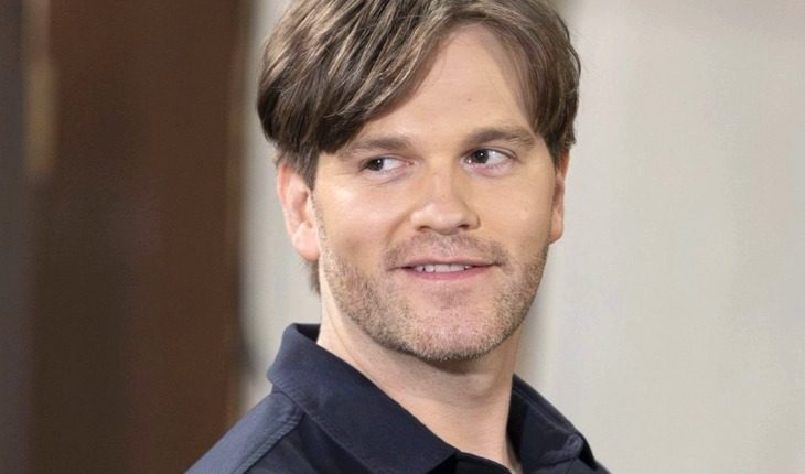 General Hospital – Lucas Jones (Van Hansis)