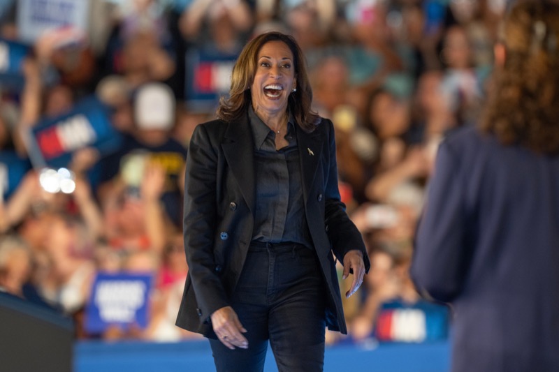 Kamala Harris Has An Awkward Moment At Her Campaign Rally