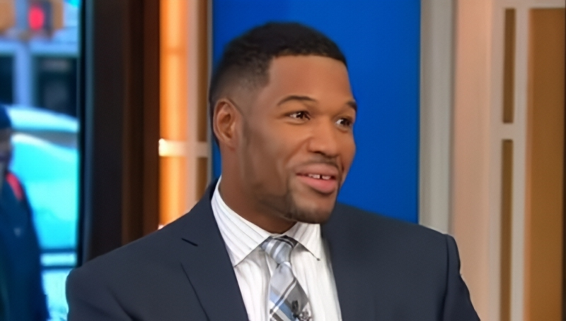 Michael Strahan - Good Morning America - YouTube