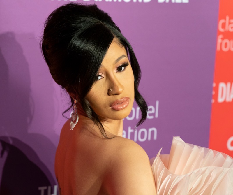 Cardi B’s Teleprompter Breaks At A Kamala Harris Rally In Wisconsin