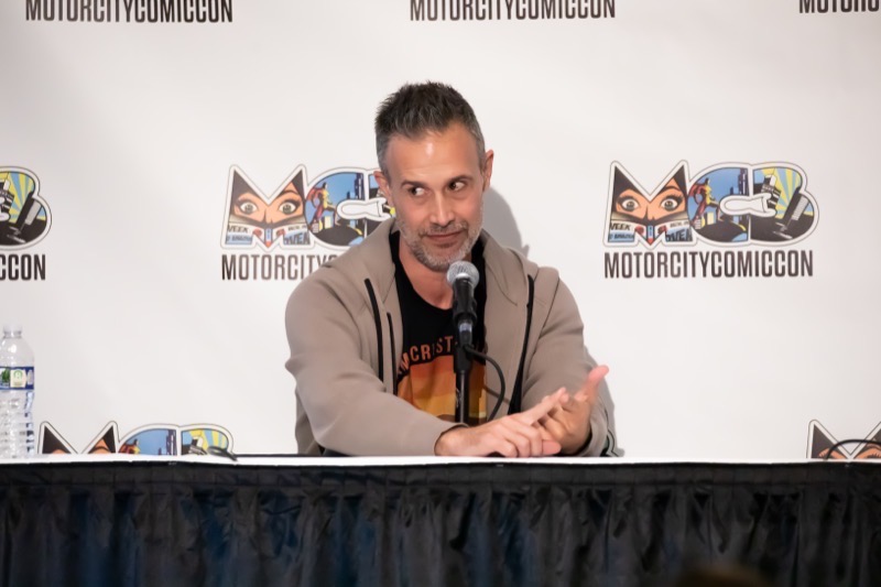 Freddie Prinze Jr. Entered Acting Due To Financial Difficulties And Didn't Love It