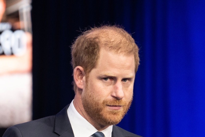 Prince Harry Wants To Reunite With The Royal Family No Matter What