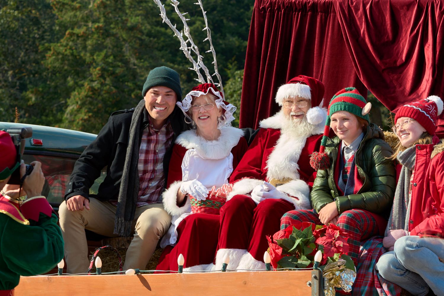 Christmas Under The Lights on Hallmark Mystery