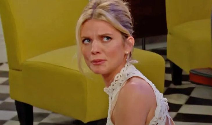 Cat Greene (AnnaLynne McCord)