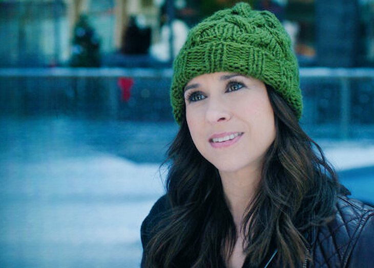 Hallmark Spoilers: Celebrate Lacey Chabert's Hallmark Milestone:-A Deep Dive Into 'The Christmas Quest' And Exciting 2025 Plans!