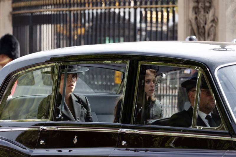 Princess Eugenie And Beatrice Are Playing It Cool With Their Father Prince Andrew