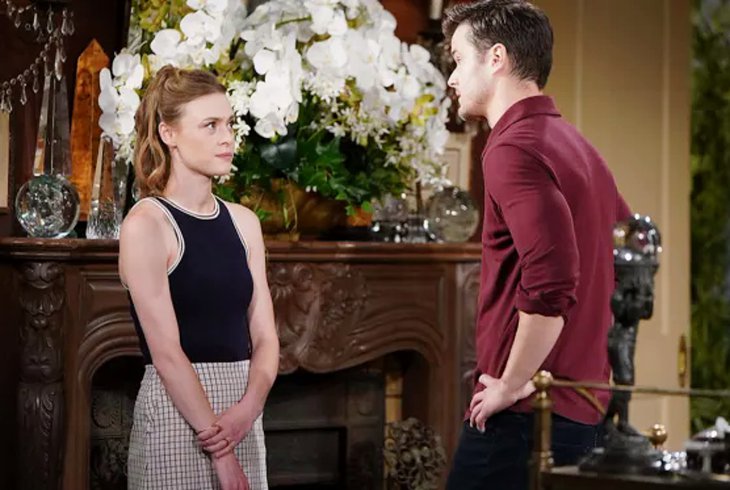 The Young And The Restless Spoilers: Claire And Kyle Ring In The New Year Before Things Get Crazy