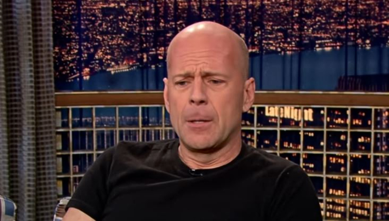 Bruce Willis - Conan O'Brien - YouTube