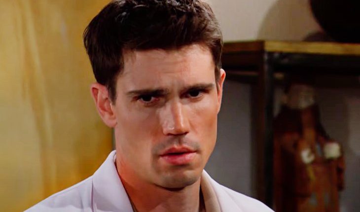 John Finn Finnegan (Tanner Novlan)