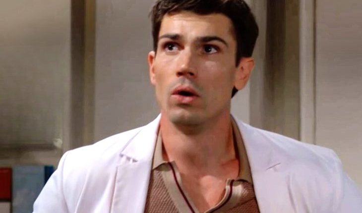 John Finn Finnegan (Tanner Novlan)