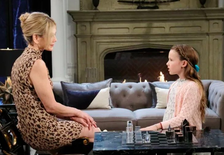 Days Of Our Lives Spoilers: Rachel’s Redemption, Turns Against Woman In White - Ava Saved?