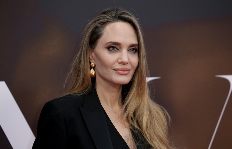 Angelina Jolie Reveals She's On Good Terms With Ex-husband Johnny Lee Miller