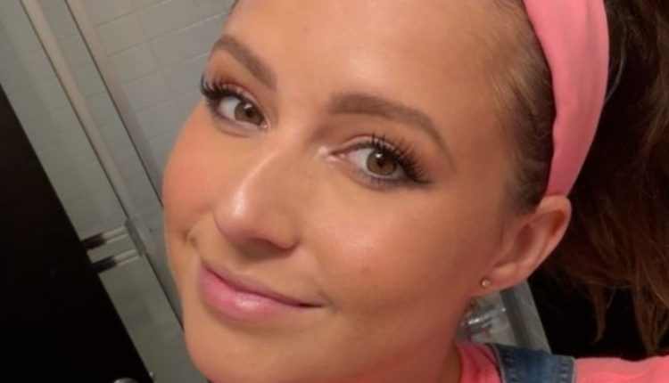 Bachelorette Alum Katie Thurston – Instagram