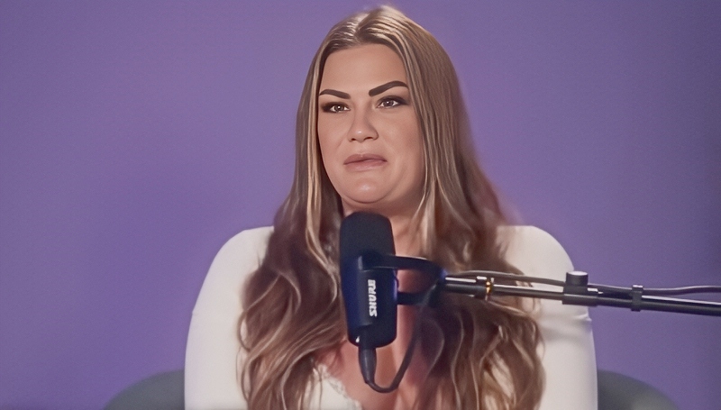 The Valley Star Brittany Cartwright - Bravo Hot Mic Podcast - YouTube