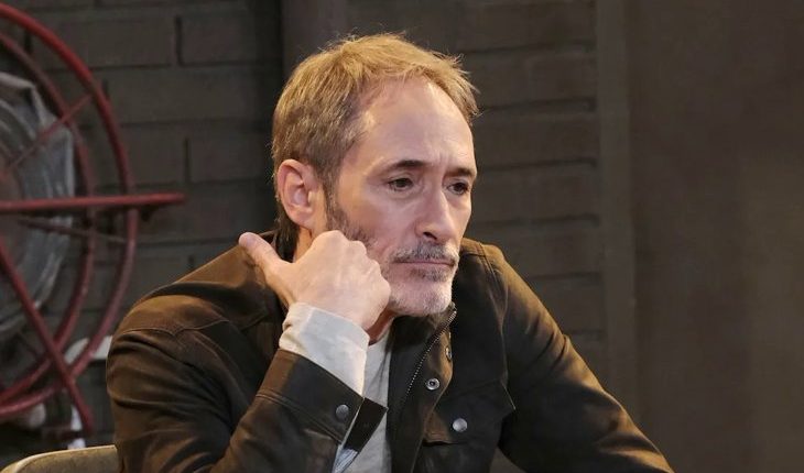 Orpheus (George DelHoyo)