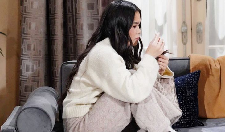 Luna Nozawa (Lisa Yamada)