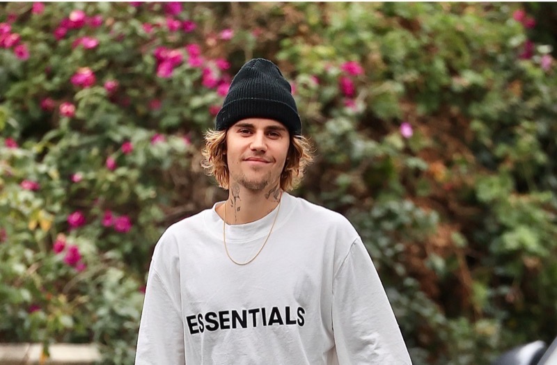 Fans Defend Justin Bieber After He Snaps At Paparazzi In Viral Video