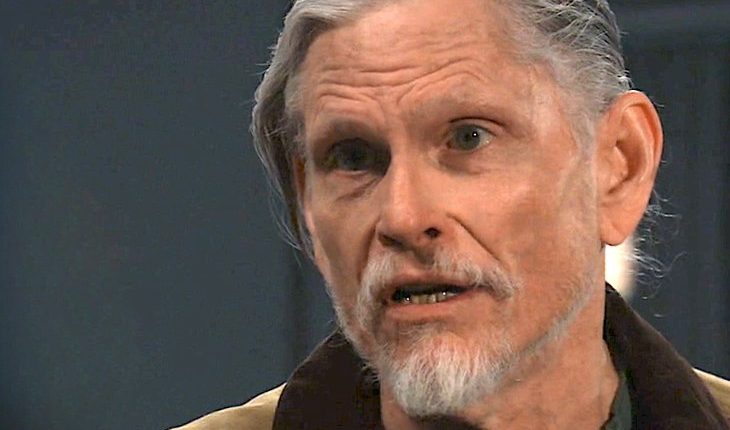 Cyrus Renault (Jeff Kober)