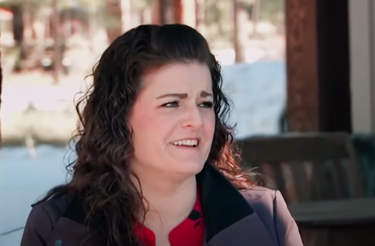 Sister Wives' Robyn Brown Faces Accusations Of Scamming Fans