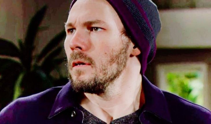 Liam Spencer (Scott Clifton)