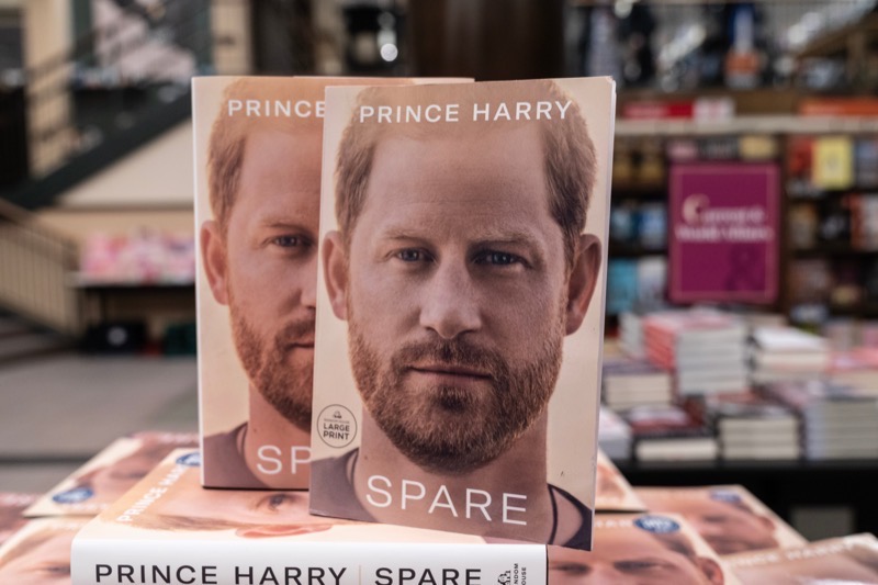 What Are the Chances Of Prince Harry Penning Spare 2.0? Royal Experts Weigh In
