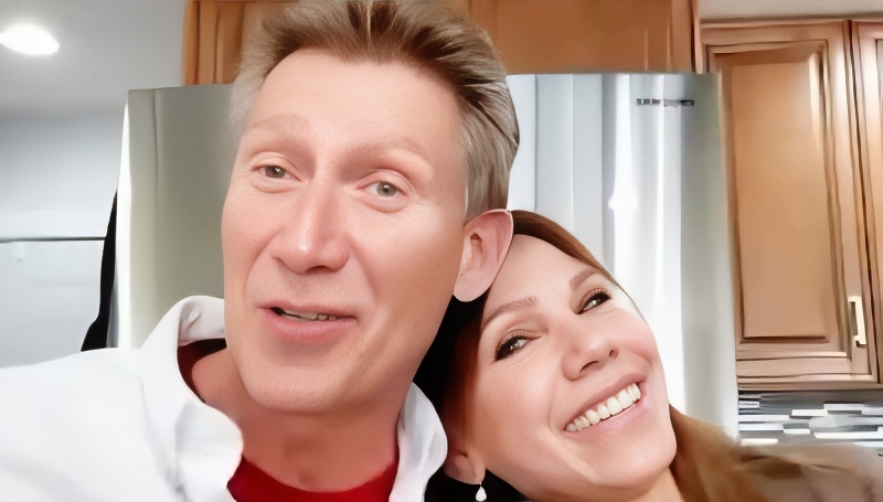 Gerry Turner and Theresa in Happier Days - Dear Shandy Podcast - Instagram
