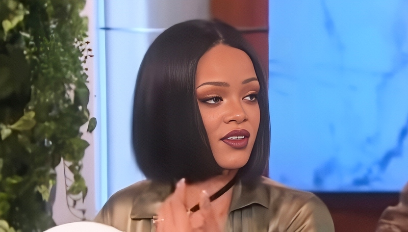 Singer Rihanna - The Ellen Show - YouTube