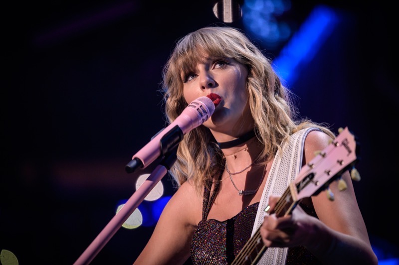 Taylor Swift Subpoenaed: Star Dragged Into Blake Lively & Justin Baldoni’s Legal Mess