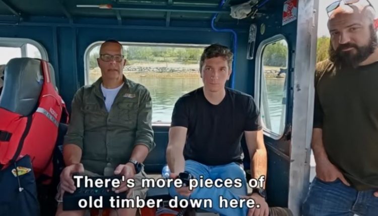 Tony finds bits of plank – History Channel – YouTube