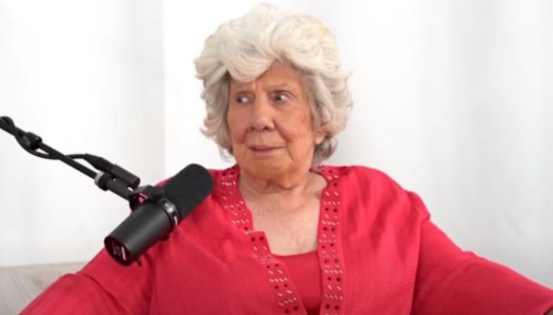 Nanny Faye Will Be In New Chrisley Family Show - Unlocked - YouTube