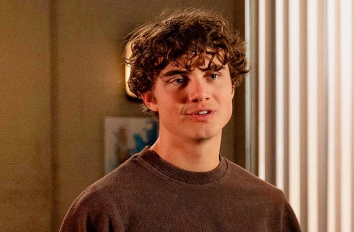 Coronation Street Spoilers Week Of May 26: Break-In Trouble, Calculated Revenge, Blast From The Past