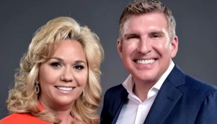 Todd and Julie Chrisley On Entertainment Tonight – YouTube