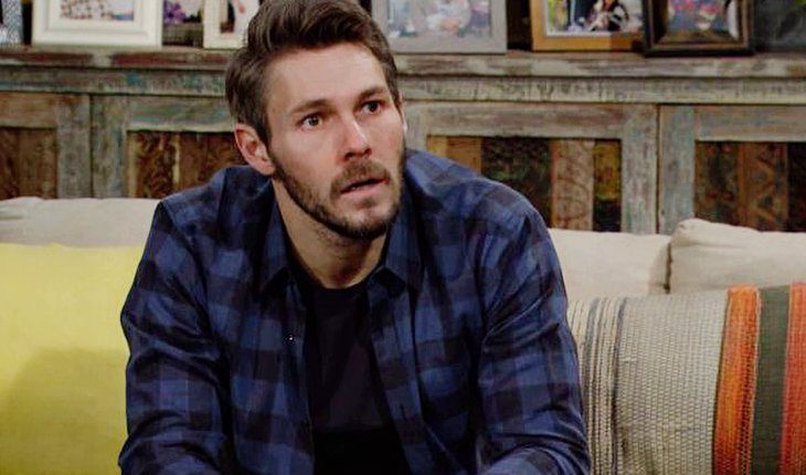 Liam Spencer (Scott Clifton)