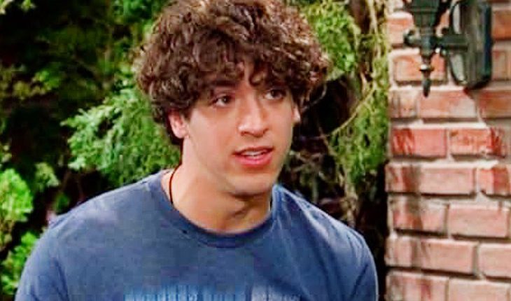 Aaron Greene (Louis Tomero)