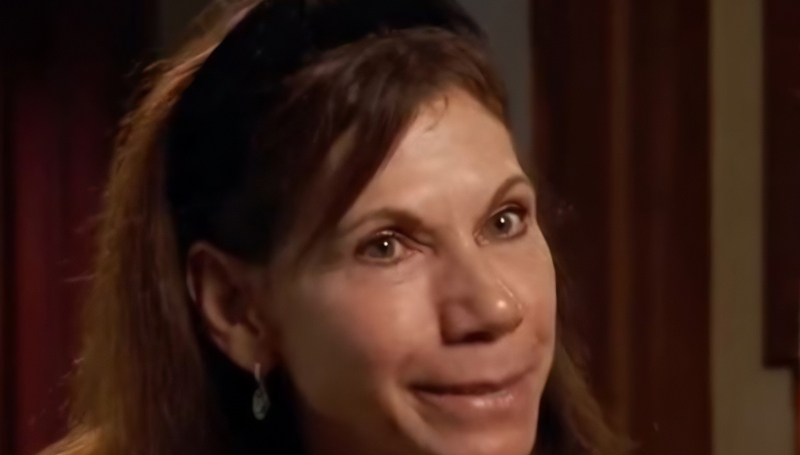 Golden Bachelor alum Theresa Nist - YouTube