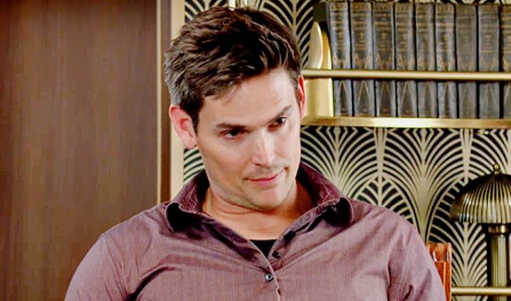 Adam Newman (Mark Grossman)