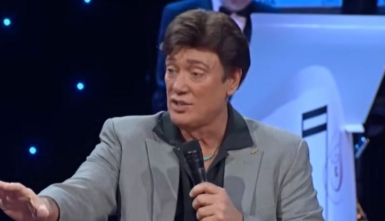 Ronnie on Ray Stevens music – YouTube