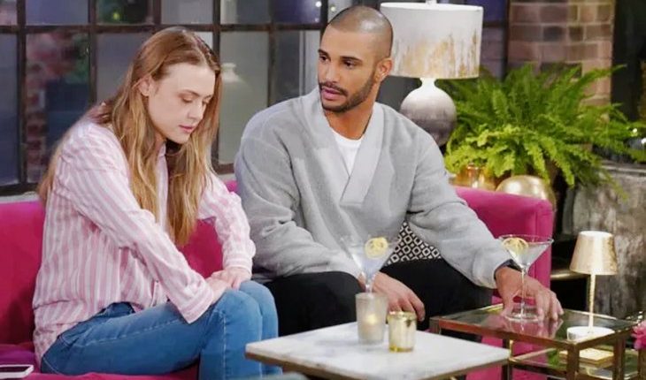 Holden Novak (Nathan Owens)