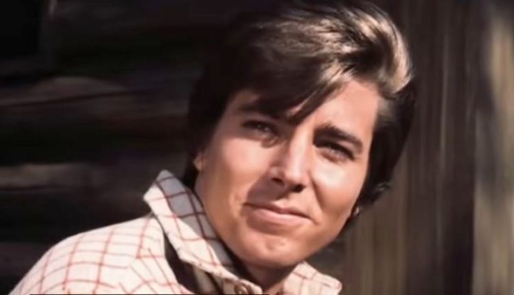 Bobby Sherman in his teen idol years – Today – YouTube