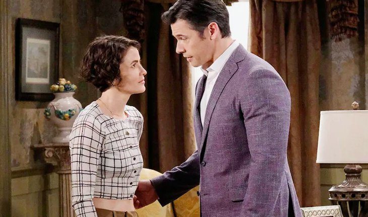 Sarah Horton Kiriakis (Linsey Godfrey)