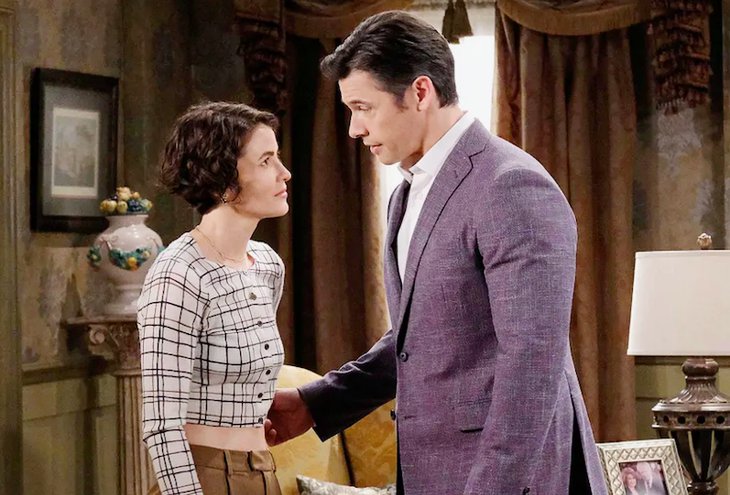 Days Of Our Lives Spoilers: Sarah's Shocking Pregnancy – Brady Steps Up As  “Dad” To Avoid More