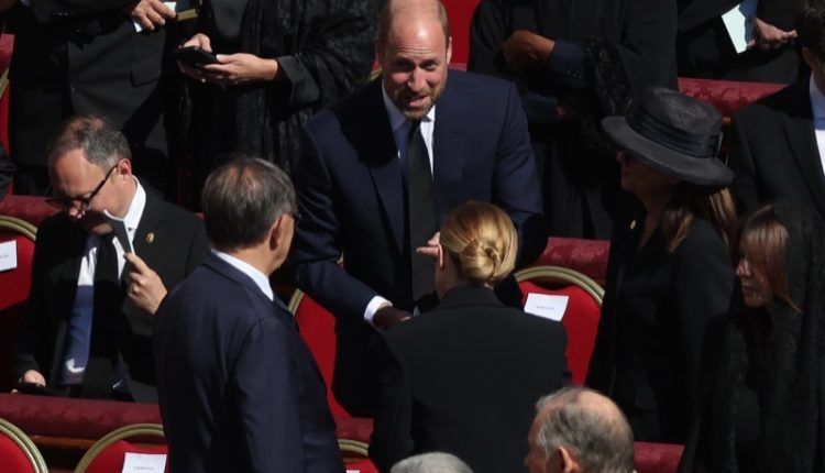 Vatican,City,,26.04.2025:,Prince,Of,Walles,William,Speaks,To,Giorgia