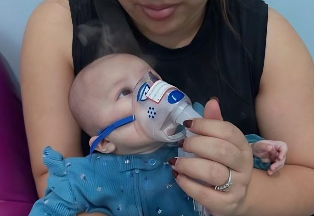 Annie asks for prayers for sick baby Minthira – Instagram