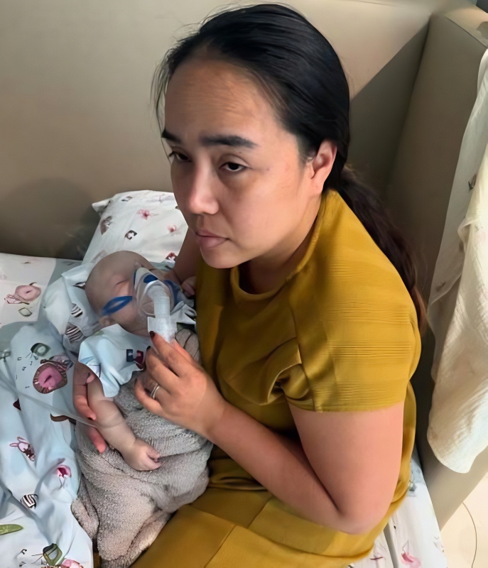 Annie looked utterly exhausted - Instagram