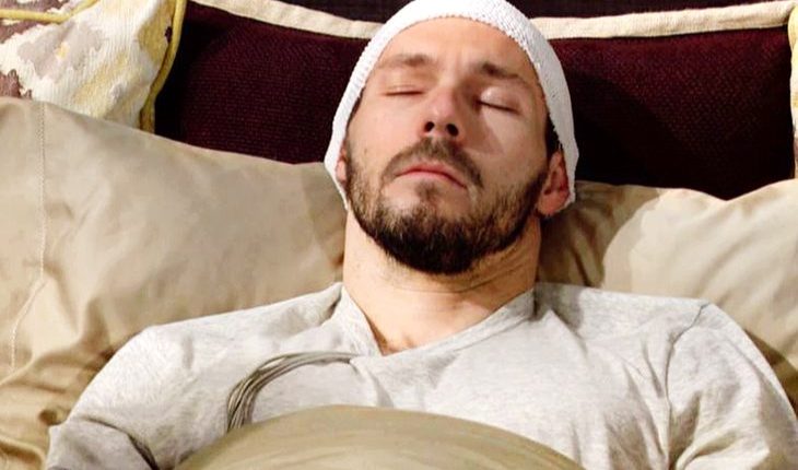 Liam Spencer (Scott Clifton)