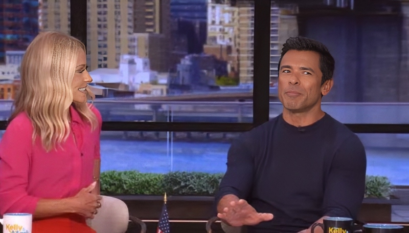 Mark tells Kelly About his guest role - Live with Kelly and Mark - YouTube