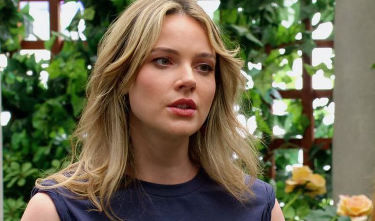 Tessa Porter (Cait Fairbanks)