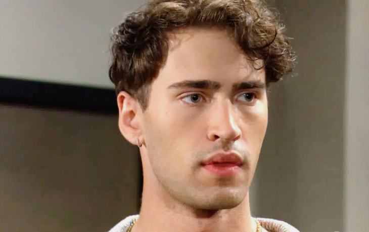 Will B&B Bring Deke's Mom Home For The Holidays