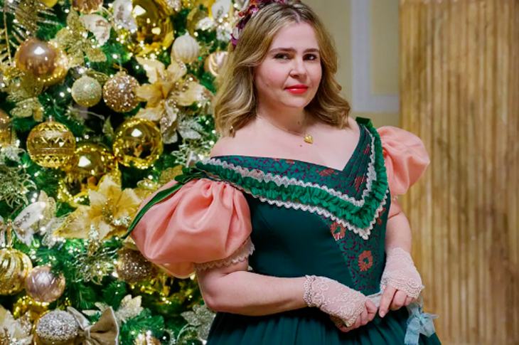 Mae Whitman Shares Remarkable Truth About Filming ‘Twelve Dates ‘Til Christmas’