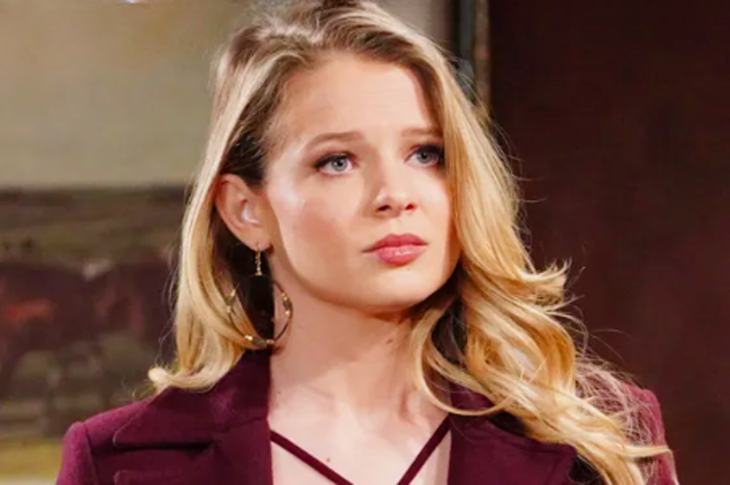 The Young And The Restless Spoilers: Summer's Return To Genoa City And Phyllis' Gift That Could Change Everything For Her Daughter